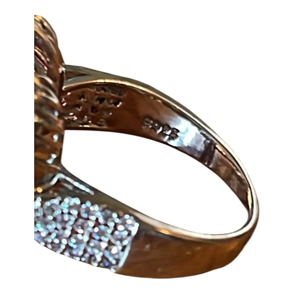 Sterling Silver Crystal Ring. Red. Gorgeous!